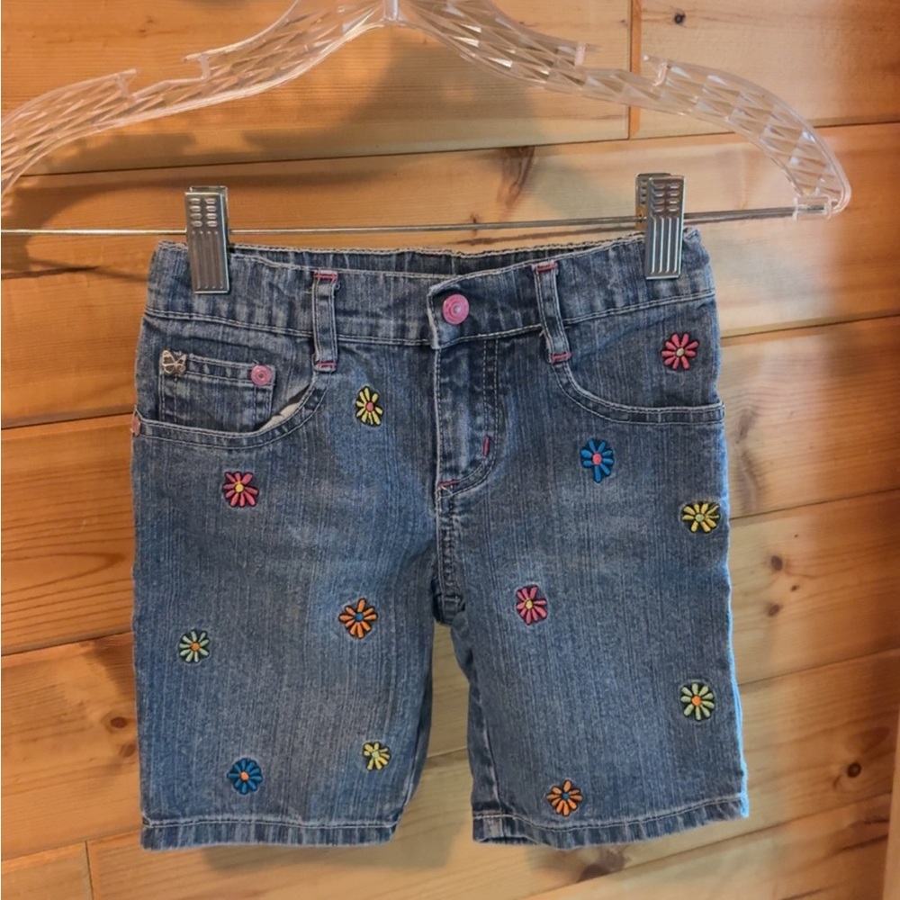 Vitaminz Girls Denim Bermuda Shorts with Colorful Daisies Size 4/4T